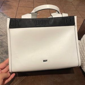 DKNY Cassandra Tote bag